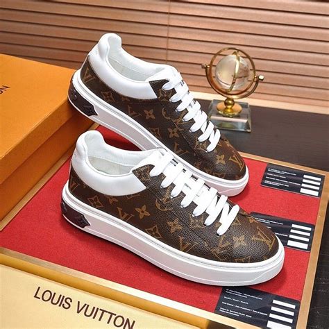 louis vuitton scarpe uomo sneakers|Louis Vuitton sneakers dam.